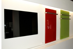 Infrarot- Glasheizungen im ecofort Showroom