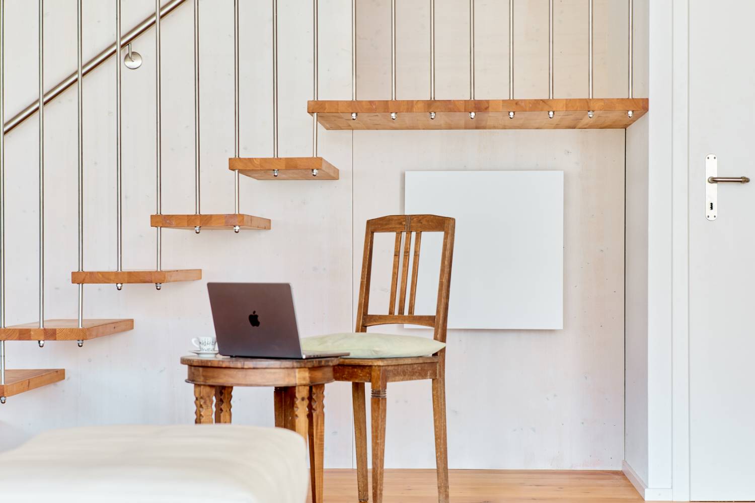 ecoheat Aura Infrarotheizung integriert sich perfekt in das Wohnambiente.